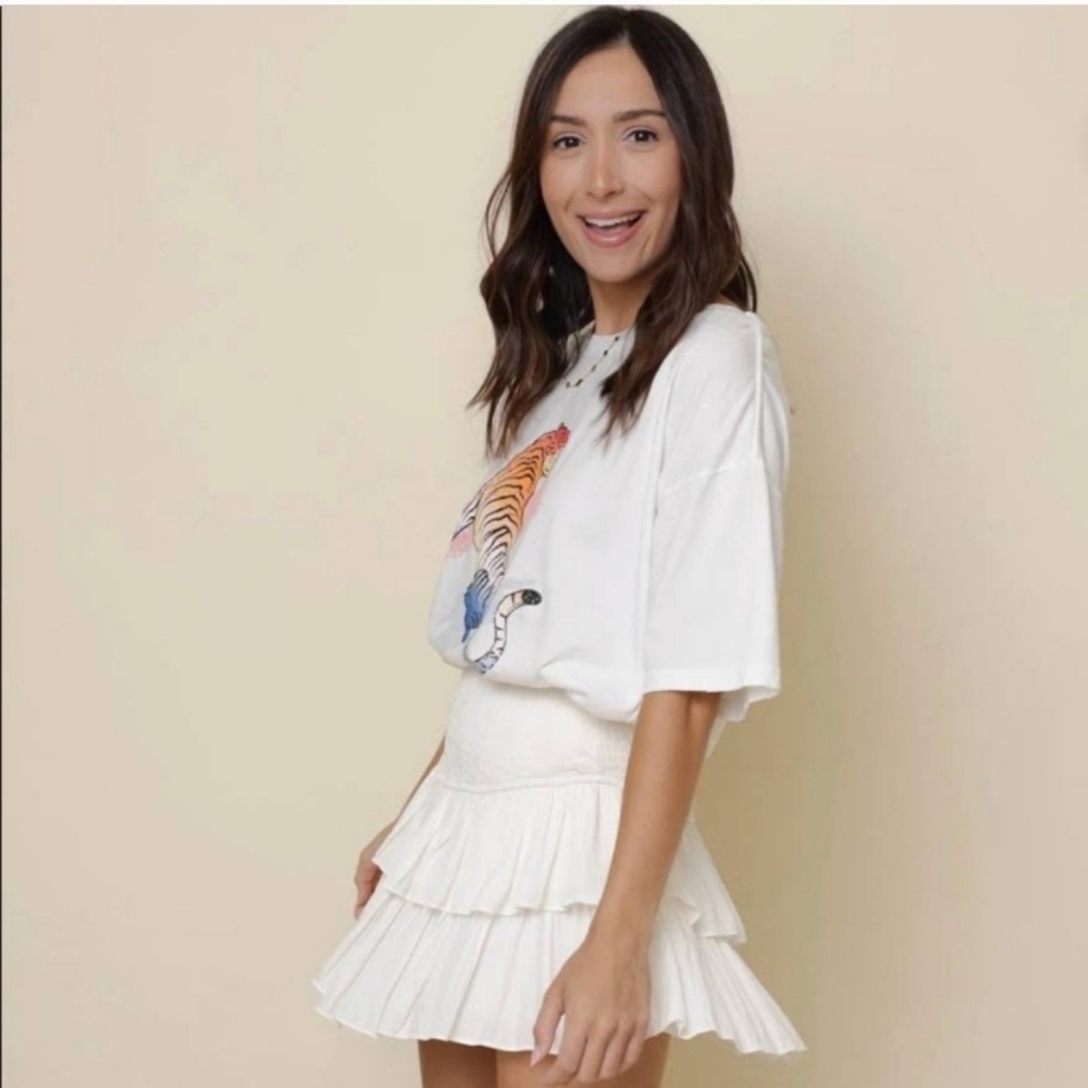 Mustard Seed Ruffle Smocked Waist White/ Cream Skort, Sz M, 14" Wst, 16" L